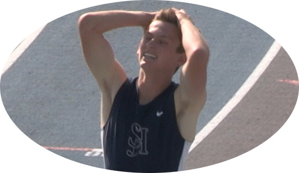 2015-05-23-28-D2 (Happy)